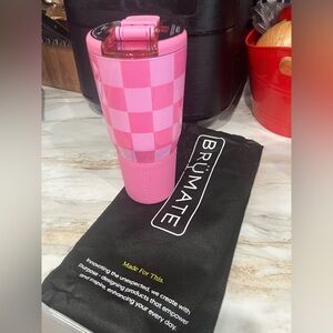 BrüMate Pink Checkered Tumbler